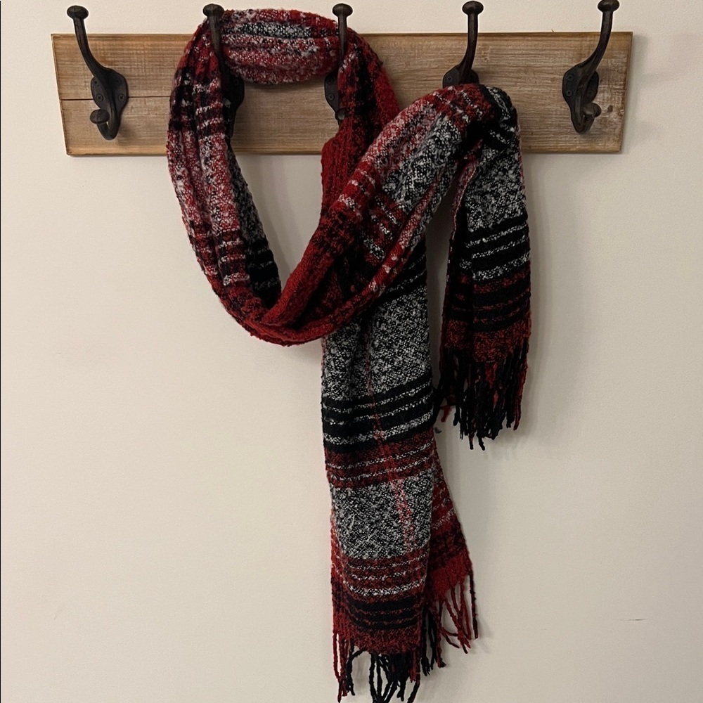 Steve Madden Stylish Red and Black Plaid Scarf